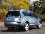 Mitsubishi Outlander 4WD 2007 года (US)